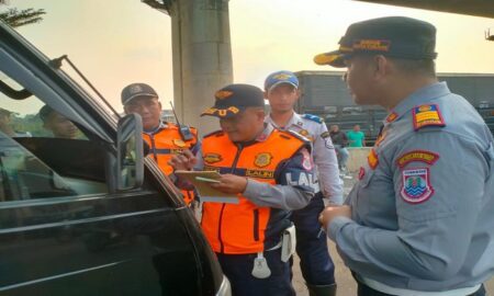 Langgar Jam Operasional, 43 Truk Angkutan Barang di Leuwigajah Cimahi Ditindak