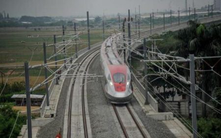 Dukung KCJB, Dishub Jabar Minta Pemkot Bandung Segera Bangun Halte Shuttle di Cimekar KCJB