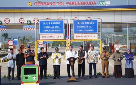 HUT ke-78 RI, Jokowi Hadiahkan Warga Sukabumi Tol Bocimi Seksi 2