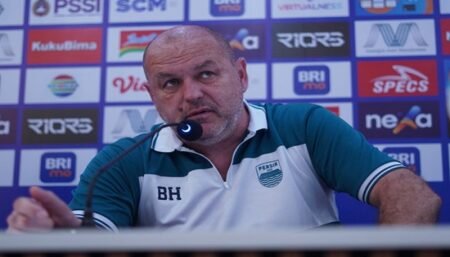 Persib Pincang Hadapi PSIS Semarang, Bojan Hodak Tetap Pasang Target Tinggi