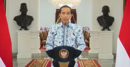 Jokowi Respon Anies yang Bandingkan Kenaikan Gaji TNI-Polri dengan Era SBY