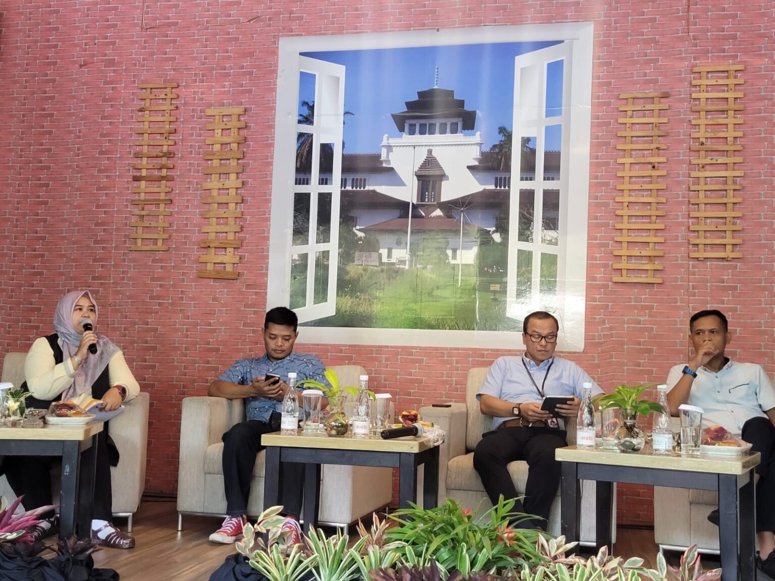 Bappeda Jabar Rancang Strategi Raih Bonus Demografi pada 2030