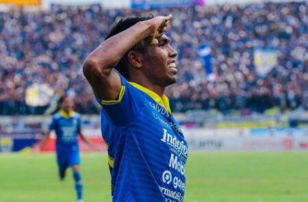 Pindah Tugas, Persib Bandung Lepas Frets Listanto Butuan