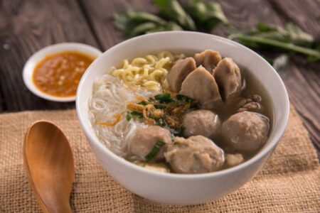 Dijamin Nagih! Ini 5 Bakso Paling Enak di Depok yang Wajib Masuk Wishlist Kuliner