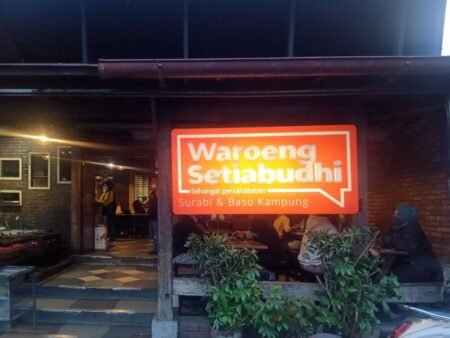 Rekomendasi Jajanan Murah di Kawasan Kampus NHI Bandung