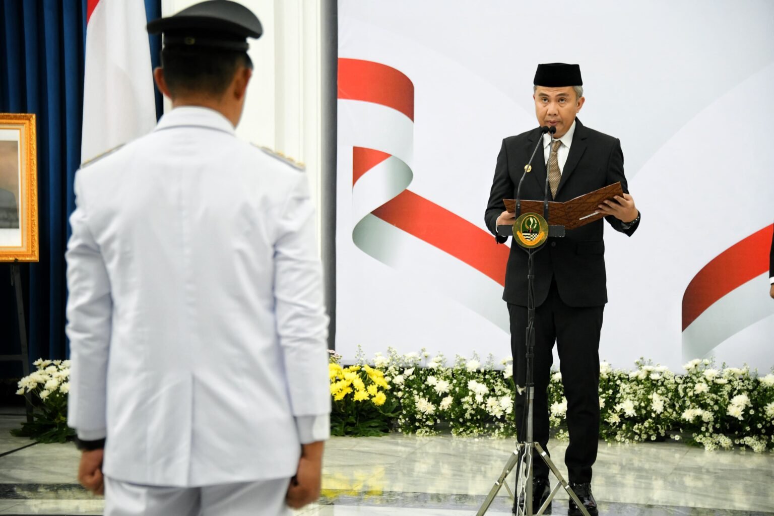 Pj Gubernur Jabar Lantik Penjabat Bupati Bogor Asmawa Tosepu