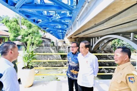 Kembali Dibuka, Bey Machmudin Ikut Resmikan Jembatan Otista di Bogor