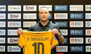 Radja Nainggolan tak saat bergabung ke Bhayangkara FC.