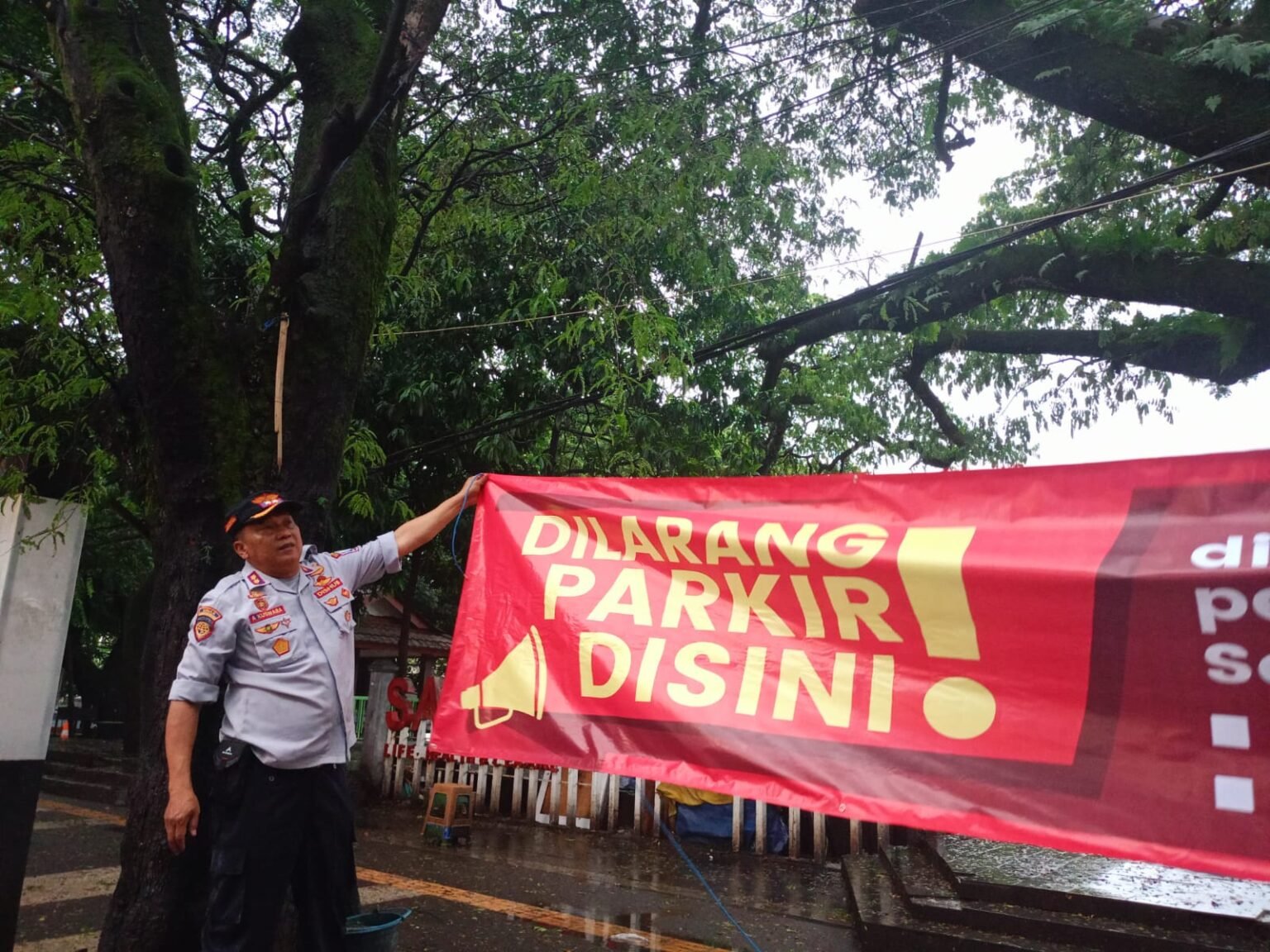 Pemkot Bandung Mulai Lakukan Penataan Parkir Liar dan PKL di Monju Hari Ini