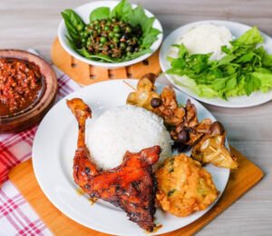 Panduan Kuliner Bandung: 10 Tempat Makan Favorit yang Bikin Nagih