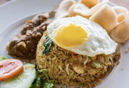 Wajib Dicoba, Tiga Rekomendasi Nasi Goreng Terkenal di Bandung