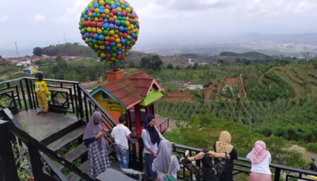 5 Rekomendasi Tempat Wisata Murah di Kuningan, Cocok untuk Long Weekend