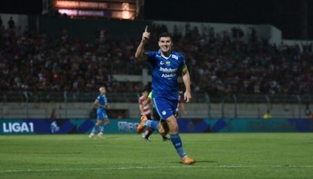Nick Kuipers resmi pamit dari Persib Bandung di akhir musim 2025