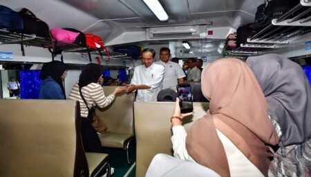 Jokowi Sebut Mudik 2024 Lebih Baik: Tak Ada Antrean dan Desak-desakan