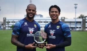 Jupe Ungkap Kondisi Internal Persib Jelang Kontra Persebaya
