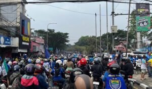 Penyerangan Misterius Warnai Konvoi Kemenangan Persib di Garut