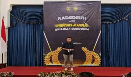 Bey Machmudin Dorong BUMD Beri Pelatihan untuk Pemain Muda Persib