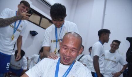 Persib Juara, I Made Langsung Penuhi Nazar Gunduli Rambut