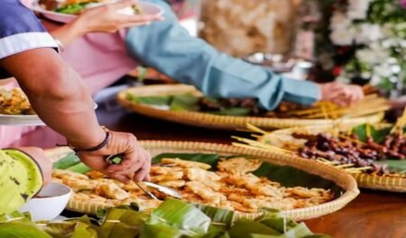 Rekomendasi 3 Tempat Makan Keluarga di Karawang, Cocok Buat Isi Libur Akhir Pekan