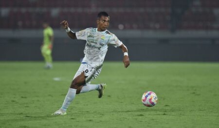 Begini Kata Bojan Hodak Soal Debut Robi Darwis di Timnas Indonesia