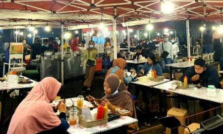 Kuliner Malam di Cilaki: Rekomendasi Jajanan Kaki Lima Bandung