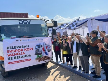 UMKM Binaan bank bjb Sukses Ekspor Biji Kopi Wanoja ke Belanda