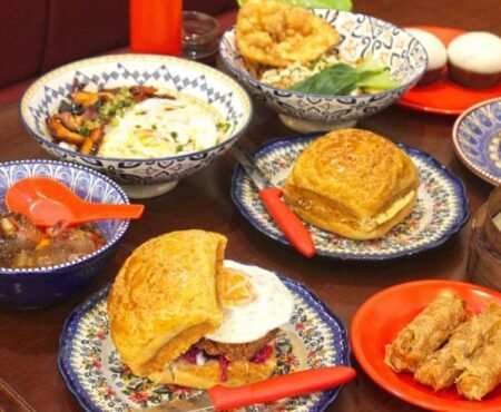 Wisata Kuliner di Bandung: Yamcha Sajikan Makanan Hongkong dengan Desain Retro
