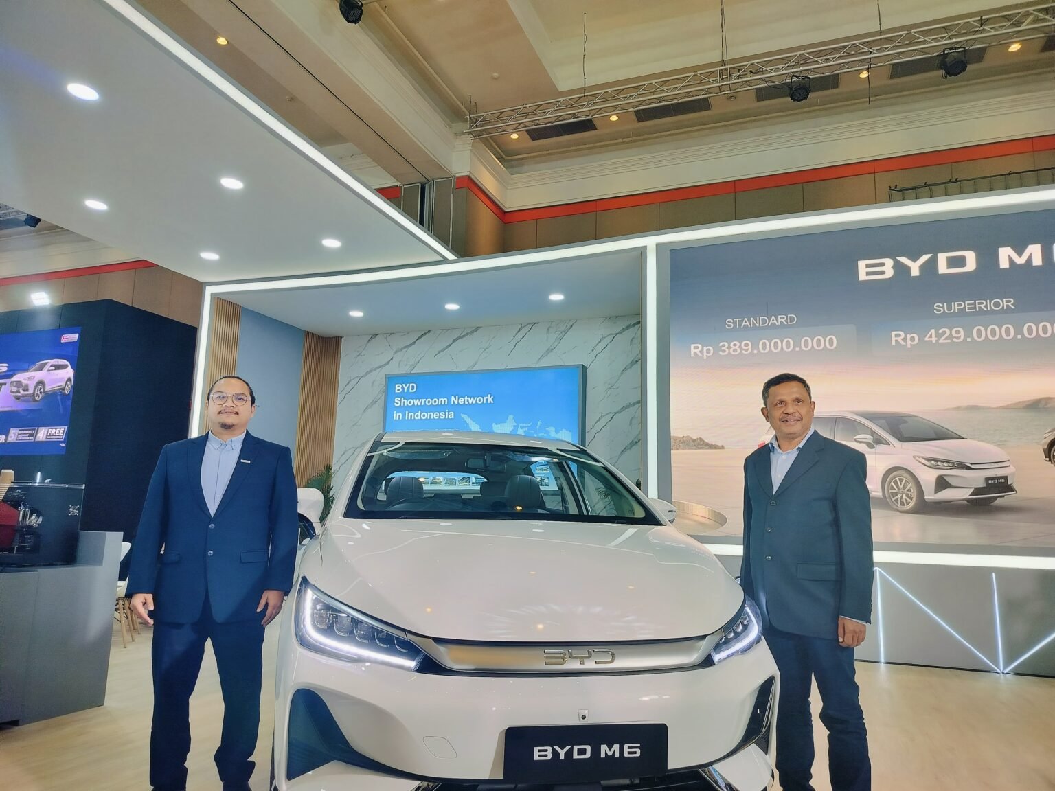 BYD Motor Indonesia Unjuk Gigi di GIIAS Bandung 2024, BYD M6 Dapat Perhatian Khusus