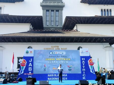 Jabar Hattrick Juara Umum PON 2024, Bey Apresiasi Kekompakan Atlet dan KONI