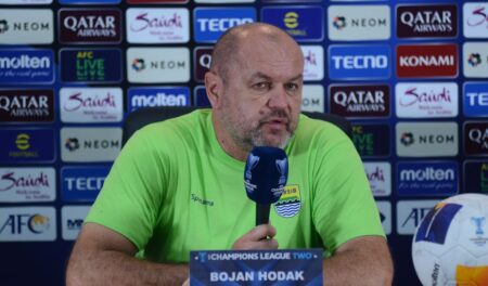 Persib Takluk 0-1 dari Port FC, Bojan Hodak: Kesalahan Kecil Berujung Hukuman