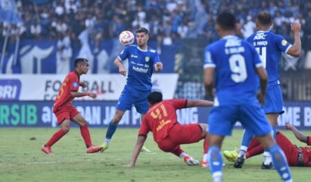 Dari Layar Lebar hingga Nobar Akrab, Ini Lokasi Nonton Persib Lawan Persija di Bandung