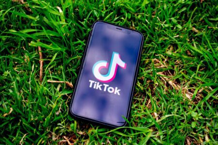 Ilustrasi TikTok