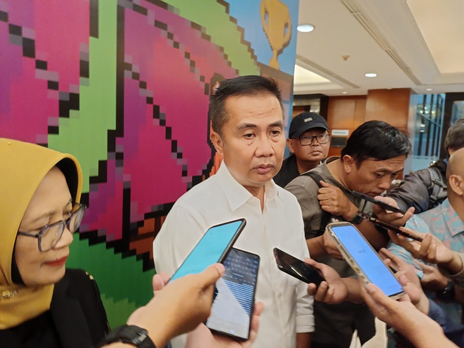 Bey Serukan Edukasi Digital untuk Atasi Tantangan Sosial di Jabar