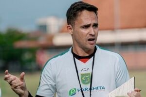 Paul Munster Optimis Persebaya Surabaya Kalahkan Persib Bandung