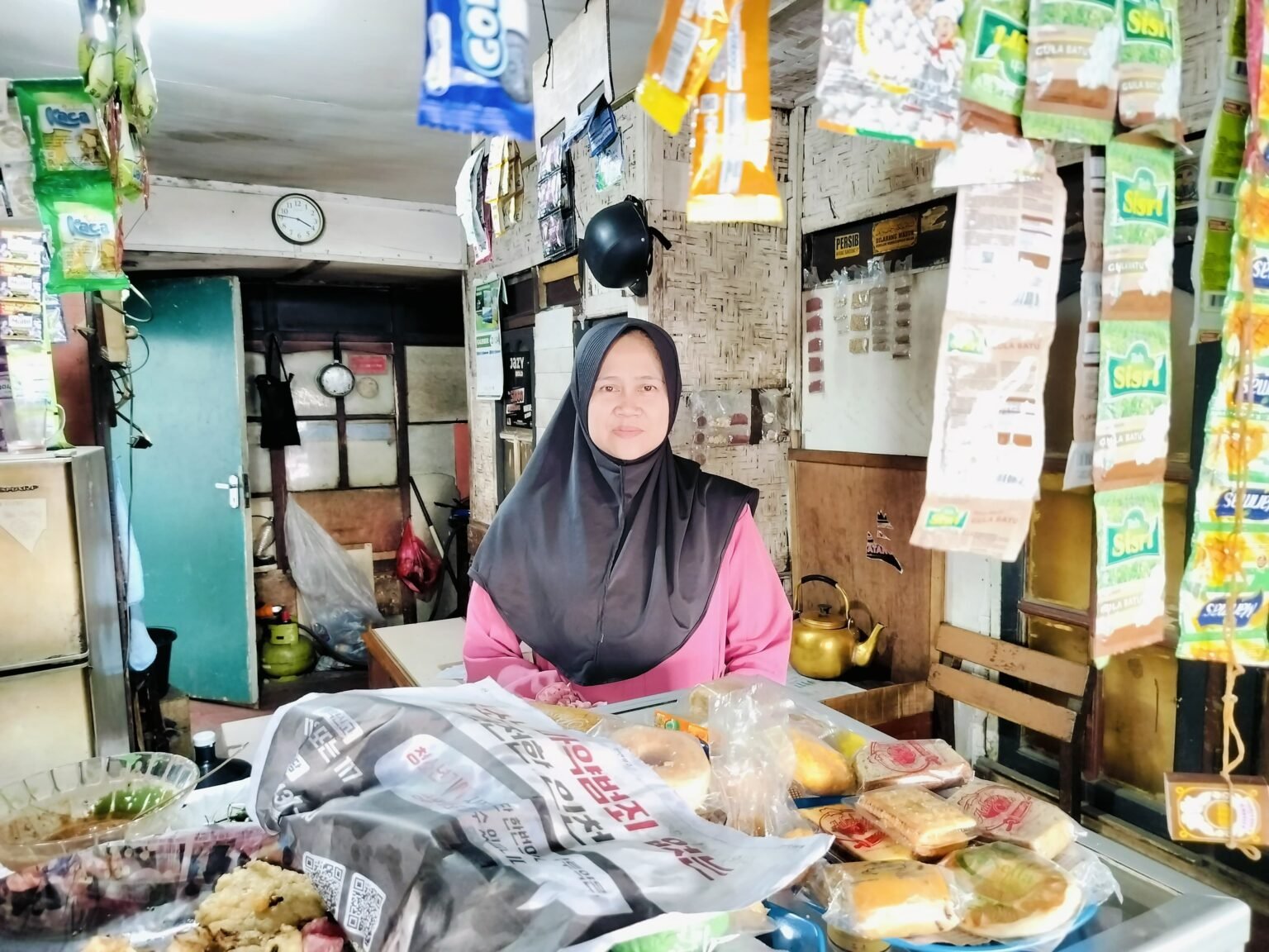 Terbantu Pinjaman Dana Bergulir, Cipah Siti Hanipah Harap Program Dadang Supriatna Dilanjutkan