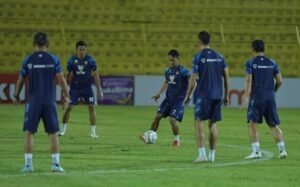 Manajemen Persib Ingatkan Laga Lawan Semen Padang Masih Tanpa Penonton