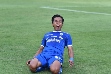 Edo Febriansah Jadi Andalan di Persib, Overused Musim Ini?