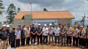 PWM Jabar dan Lazismu Kolaborasi Rekontruksi SMP 3 Muhammadiyah Kertasari