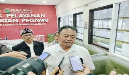 Nyoblos di Sumedang, Sekda Herman Imbau Keamanan dan Kesehatan Petugas di Pilkada 2024