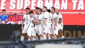 Maciej Gajos Bawa Persija Menang Tipis di Ternate, Selesaikan Putaran Pertama di Posisi Ketiga
