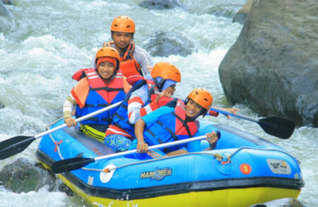 6 Rekomendasi Tempat Wisata di Puncak Bogor, Seru untuk Libur Nataru