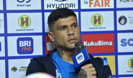 Ciro Alves Siap Bawa Pulang Tiga Poin dari Kandang Barito Putera