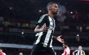 Hasil Bola Tadi Malam: Arsenal Digebuk Newcastle 0-2 di Semifinal Piala Liga Inggris