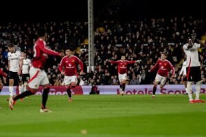 Hasil Bola Tadi Malam: Man United Curi Poin Penuh di Markas Fulham, AC Milan Menang Dramatis