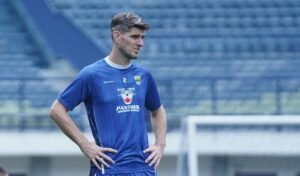 Resmi Gabung Dewa United, Ini Alasan Nick Kuipers Tolak Bertahan di Persib