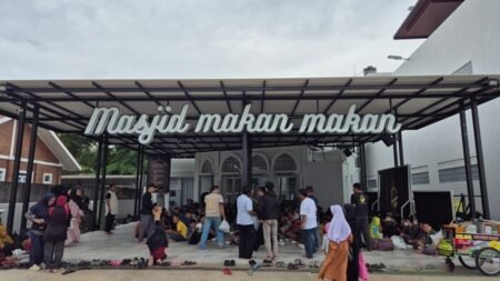 Mengenal Masjid Makan-makan di Bandung, Punya Sederet Program Unik untuk Gaet Jemaah