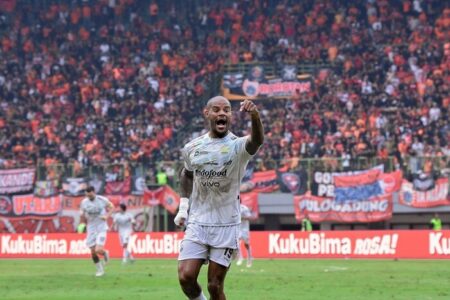 Paceklik Gol Berakhir, David da Silva Kembali Selamatkan Persib