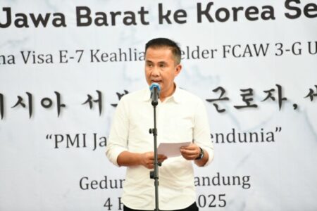 Bey Machmudin Harap Pekerja Migran Jabar Raih Kesuksesan Internasional