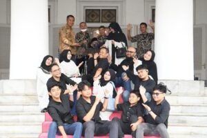 Keluarga Mantan Gubernur Jabar Danny Setiawan Dukung Gedung Pakuan Dibuka untuk Umum