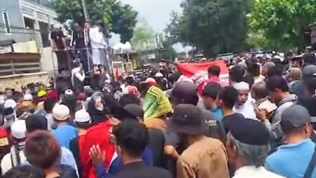Viral Warga di Bogor Geruduk Hotel Diduga Jadi Tempat Prostitusi